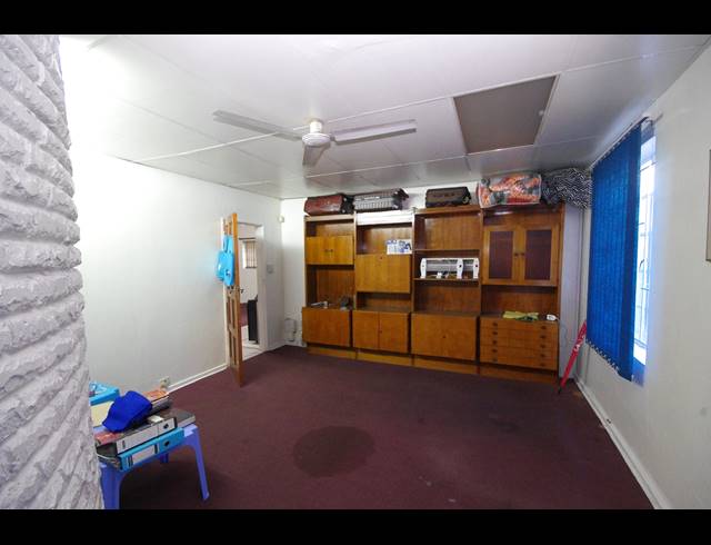 200M² INVESTMENT FOR SALE IN SPRINGS CENTRAL